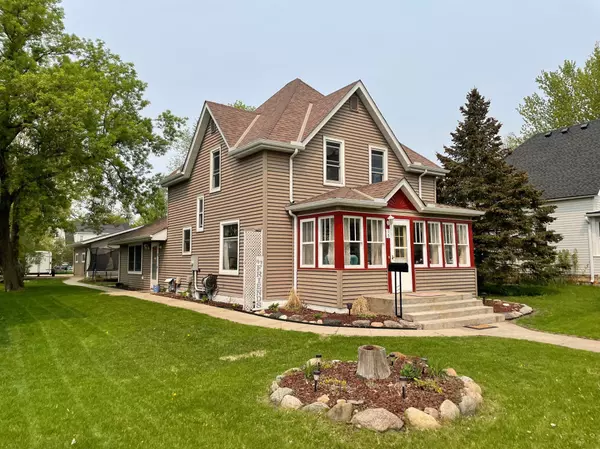 528 Birch ST S, Sauk Centre, MN 56378