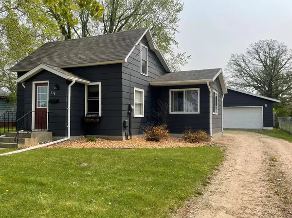 718 4th AVE E, Alexandria, MN 56308