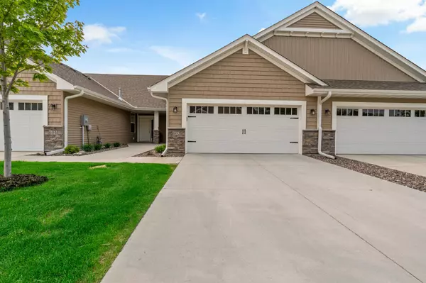 Vadnais Heights, MN 55127,602 Liberty WAY