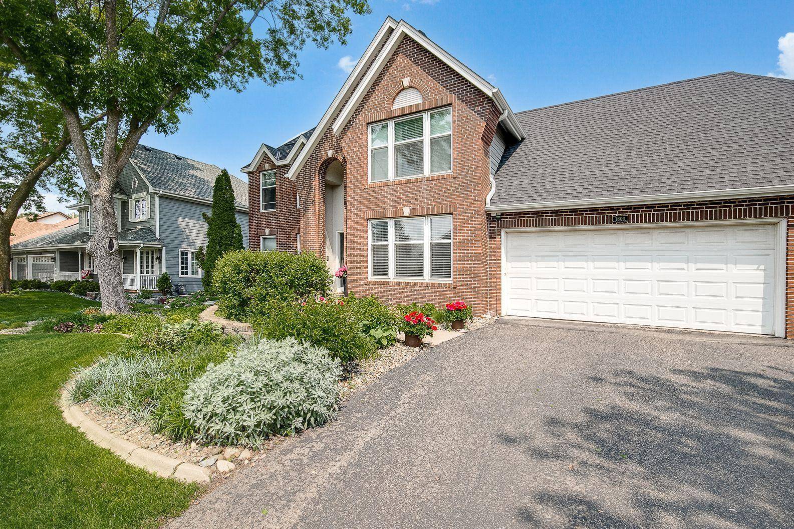 Burnsville, MN 55306,1800 Keller Lake DR