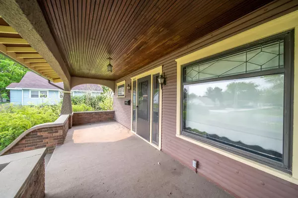 Spring Valley Twp, MN 55975,307 W Grant ST