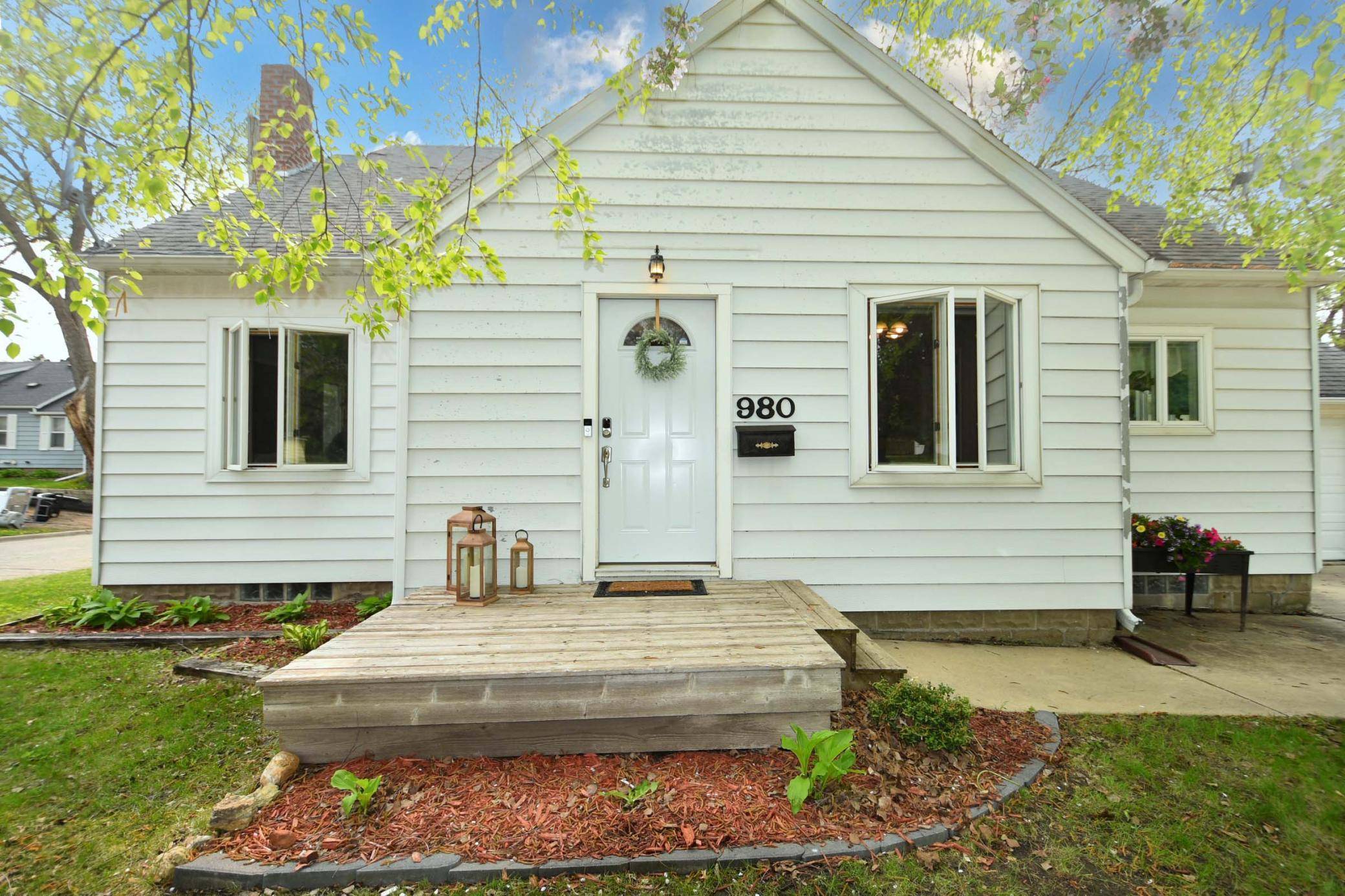 980 S Main ST, Zumbrota, MN 55992