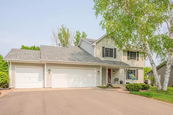 Maple Grove, MN 55369,9517 Teakwood LN N