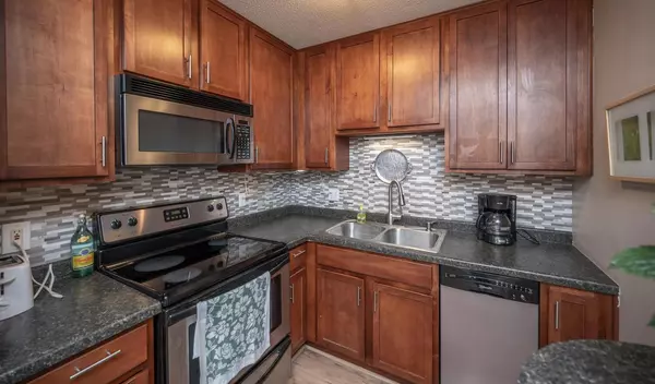 Minneapolis, MN 55406,3729 Snelling AVE #304