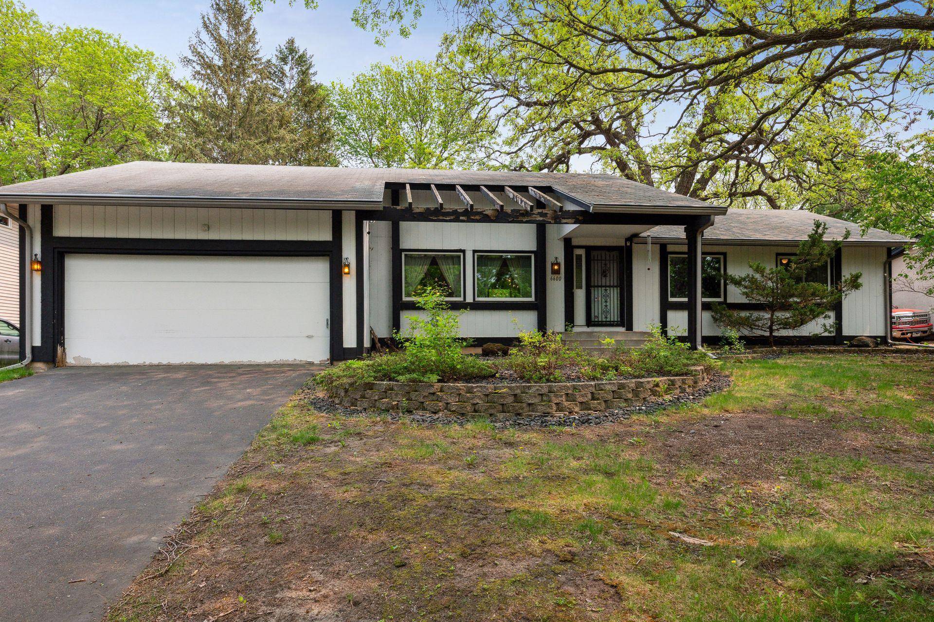 Maple Grove, MN 55369,6600 Jonquil WAY