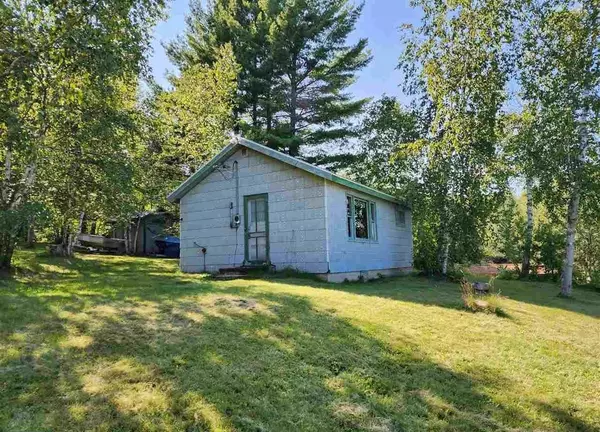 Babbitt, MN 55706,8958 Bear Island Cabin DR