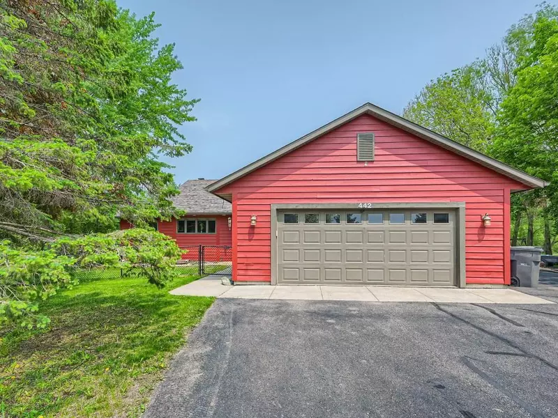 442 Overlook PASS, Hudson Twp, WI 54016