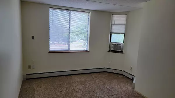 Saint Anthony, MN 55418,2601 Kenzie TER #128