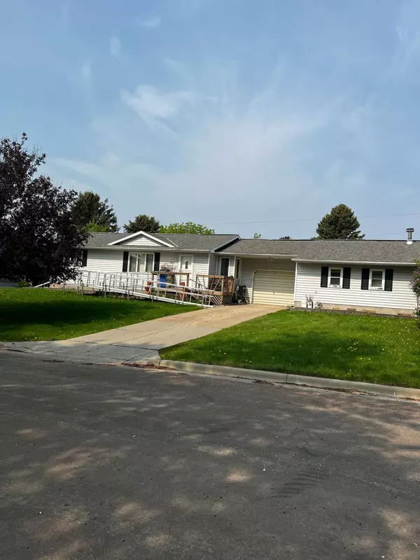 421 9th AVE,  Madison,  MN 56256