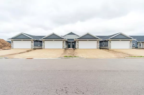 1727 Red Clover ST, Holmen, WI 54636