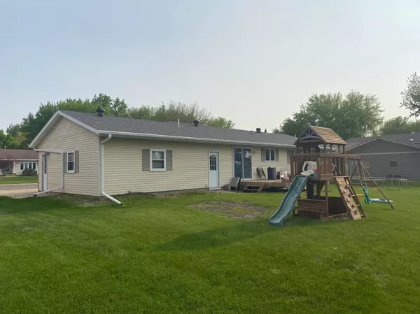 Worthington, MN 56187,1912 Dorathea BLVD