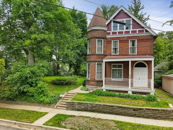 Saint Paul, MN 55107,412 Wyoming ST W