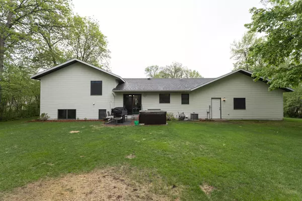 Detroit Lakes, MN 56501,1044 Timber DR