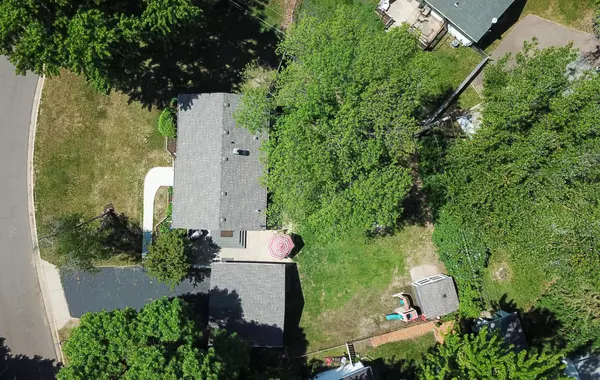 Woodbury, MN 55125,6132 Oak Knoll DR