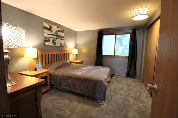 Vadnais Heights, MN 55127,833 Woodgate DR #207