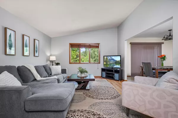 Hudson Twp, WI 54016,284 Edgewood DR