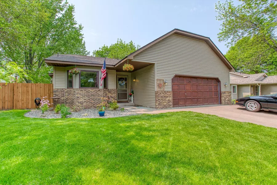 23050 Henna AVE N, Forest Lake, MN 55025