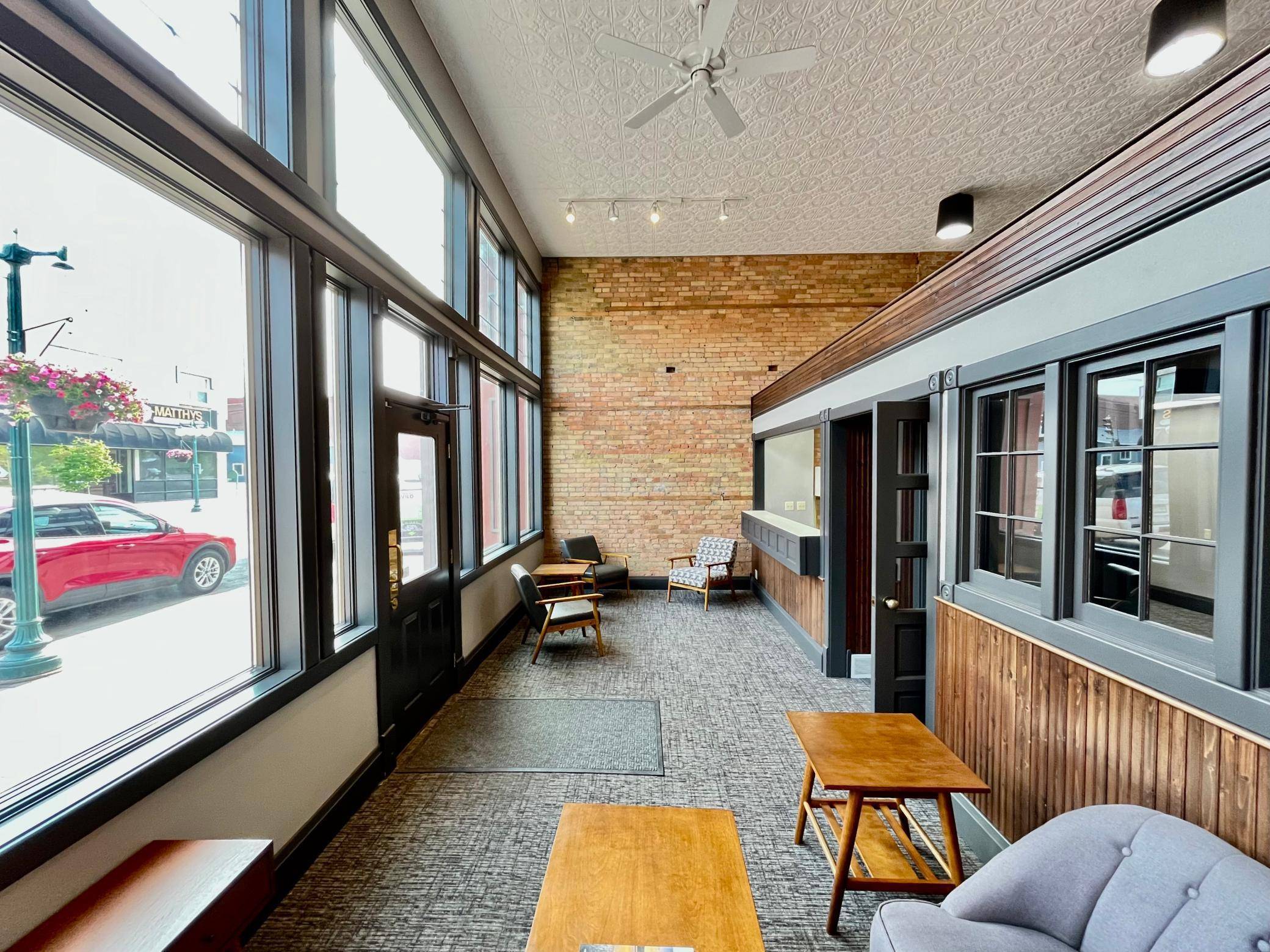 Fergus Falls Twp, MN 56537,124 E Lincoln AVE