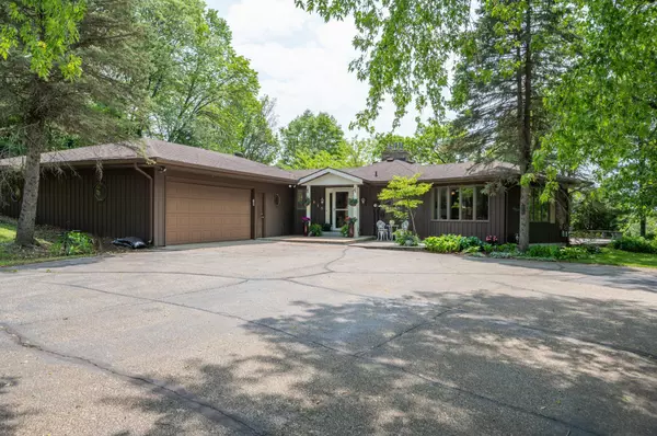 615 5th ST NW, Oronoco, MN 55960