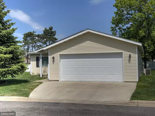 425 Fieldcrest LN,  Sartell,  MN 56377