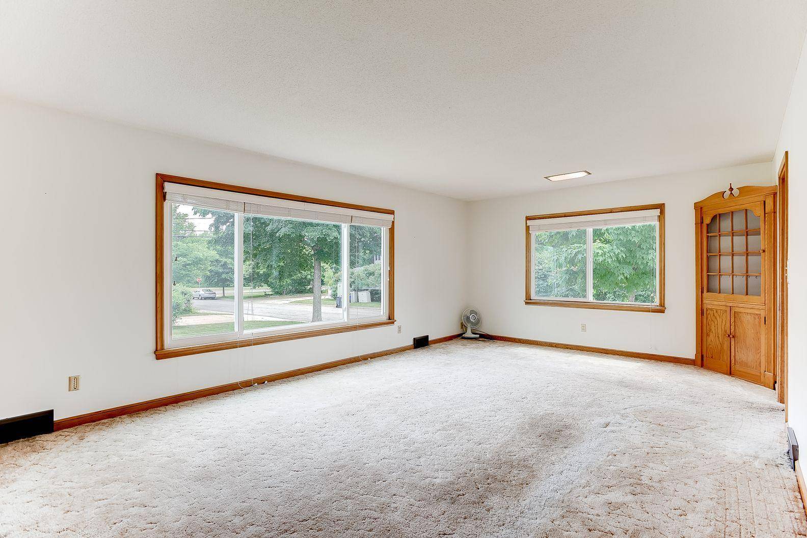 Saint Paul, MN 55117,1384 Cohansey ST