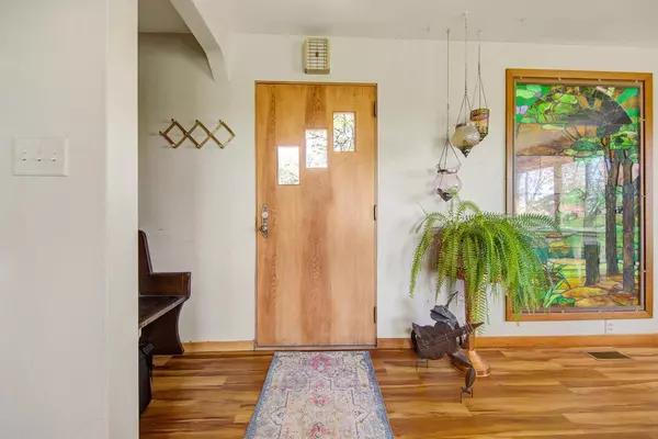 Owatonna Twp, MN 55060,324 Plainview ST