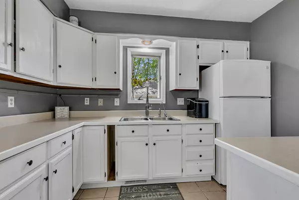 Albany, MN 56307,431 8th ST