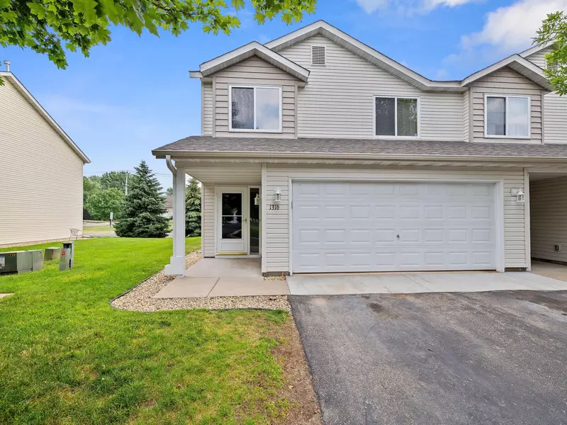 1316 Willow TRL, Farmington, MN 55024