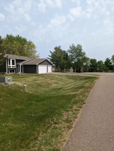 12440 58th ST NE, Albertville, MN 55301