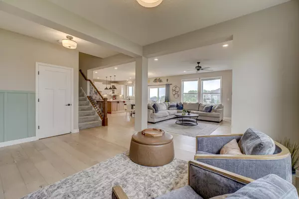Lake Elmo, MN 55042,604 Juno AVE N
