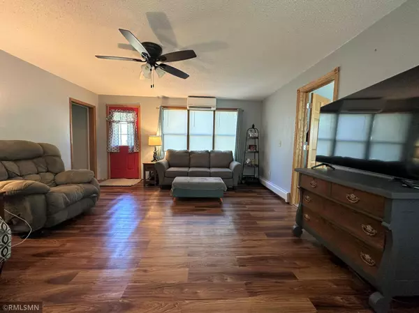 Melrose, MN 56352,615 1st AVE SW