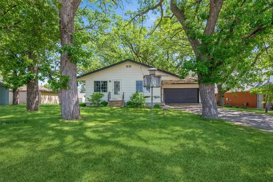 Princeton, MN 55371,208 14th AVE N