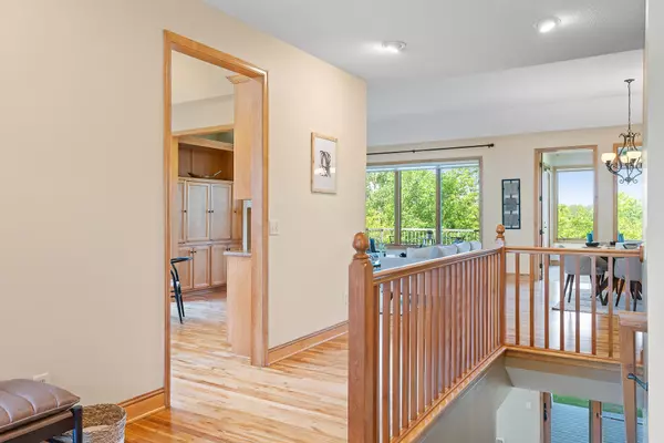 Plymouth, MN 55446,5631 Fernbrook CT N