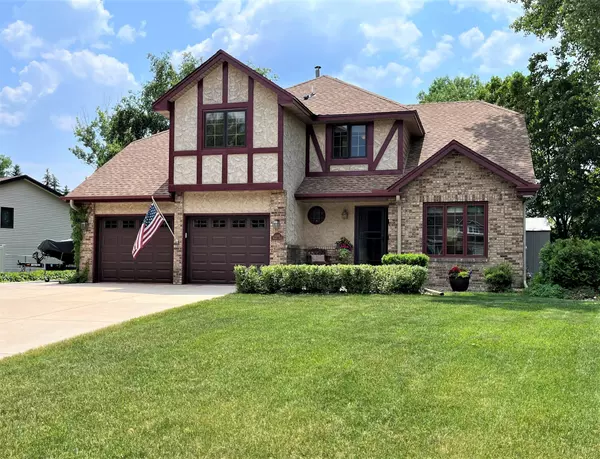 1313 Fremont CT,  Burnsville,  MN 55306