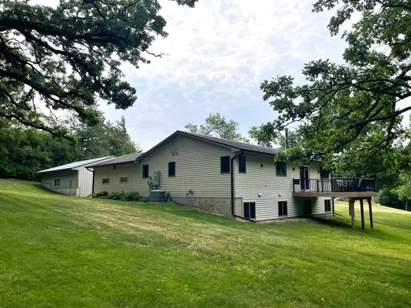 Albert Lea, MN 56007,22137 733rd AVE