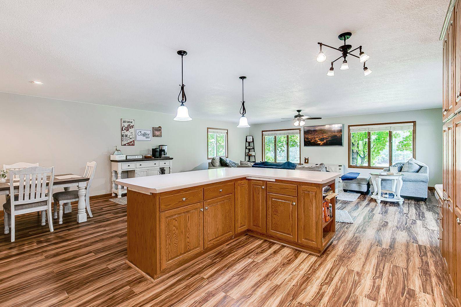 Hastings, MN 55033,18905 Polk AVE