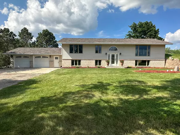 3601 24th ST NW, Willmar, MN 56201