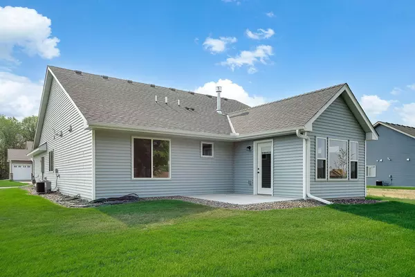 Wyoming, MN 55092,25464 Farmstead LN