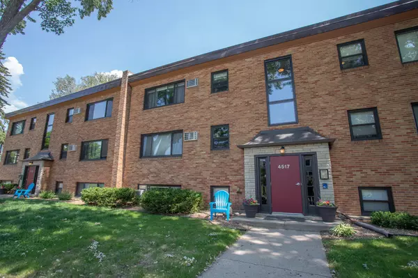 4517 Grand AVE S #2,  Minneapolis,  MN 55419