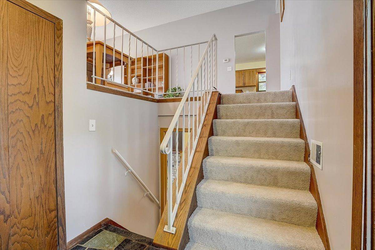 Burnsville, MN 55337,2609 Highland DR