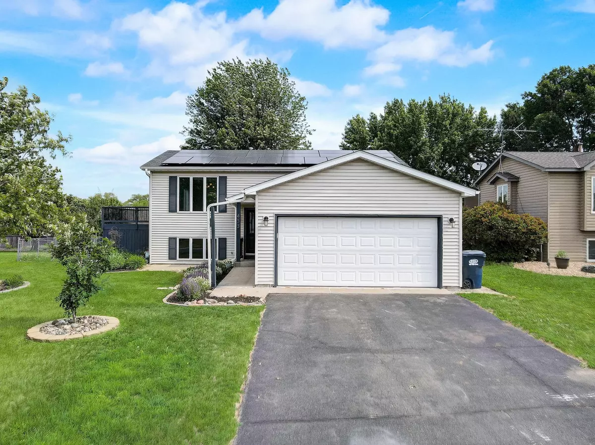 Shakopee, MN 55379,453 Braeburn DR