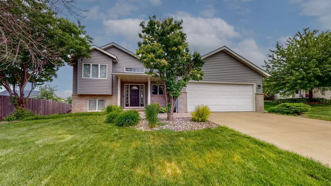 4412 Manor Brook DR NW, Rochester, MN 55901