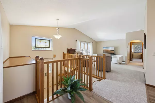 Shoreview, MN 55126,303 Snail Lake RD