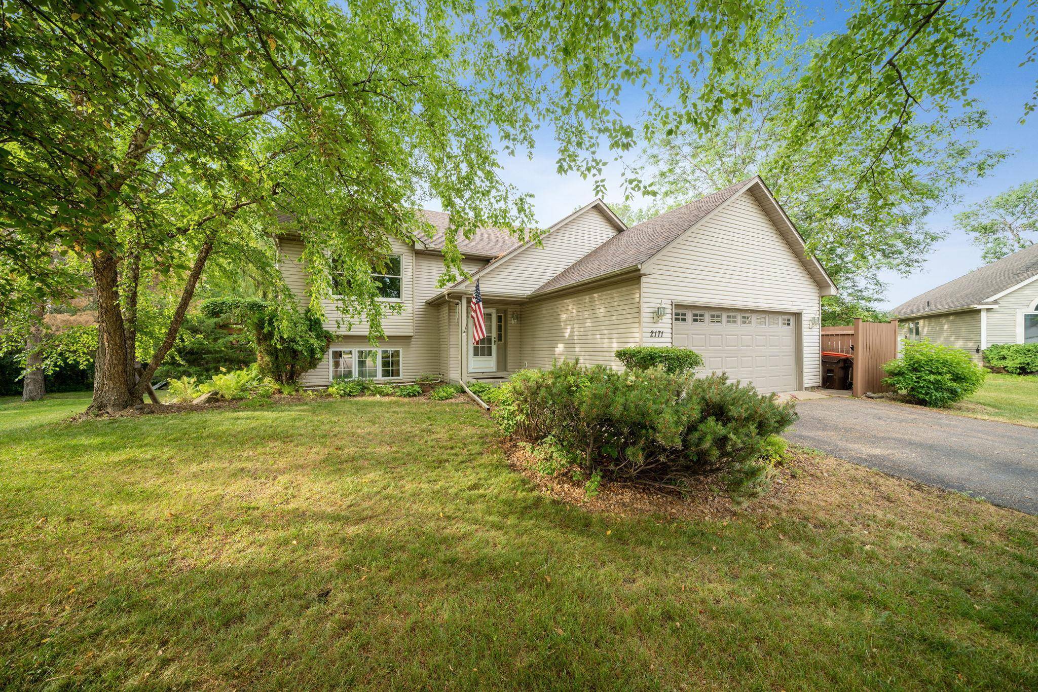 Oakdale, MN 55128,2171 Grafton AVE N