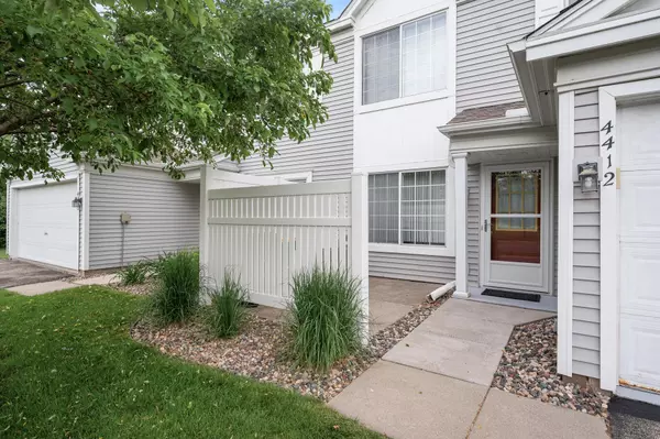 4412 Fremont Alcove #35, Eagan, MN 55122