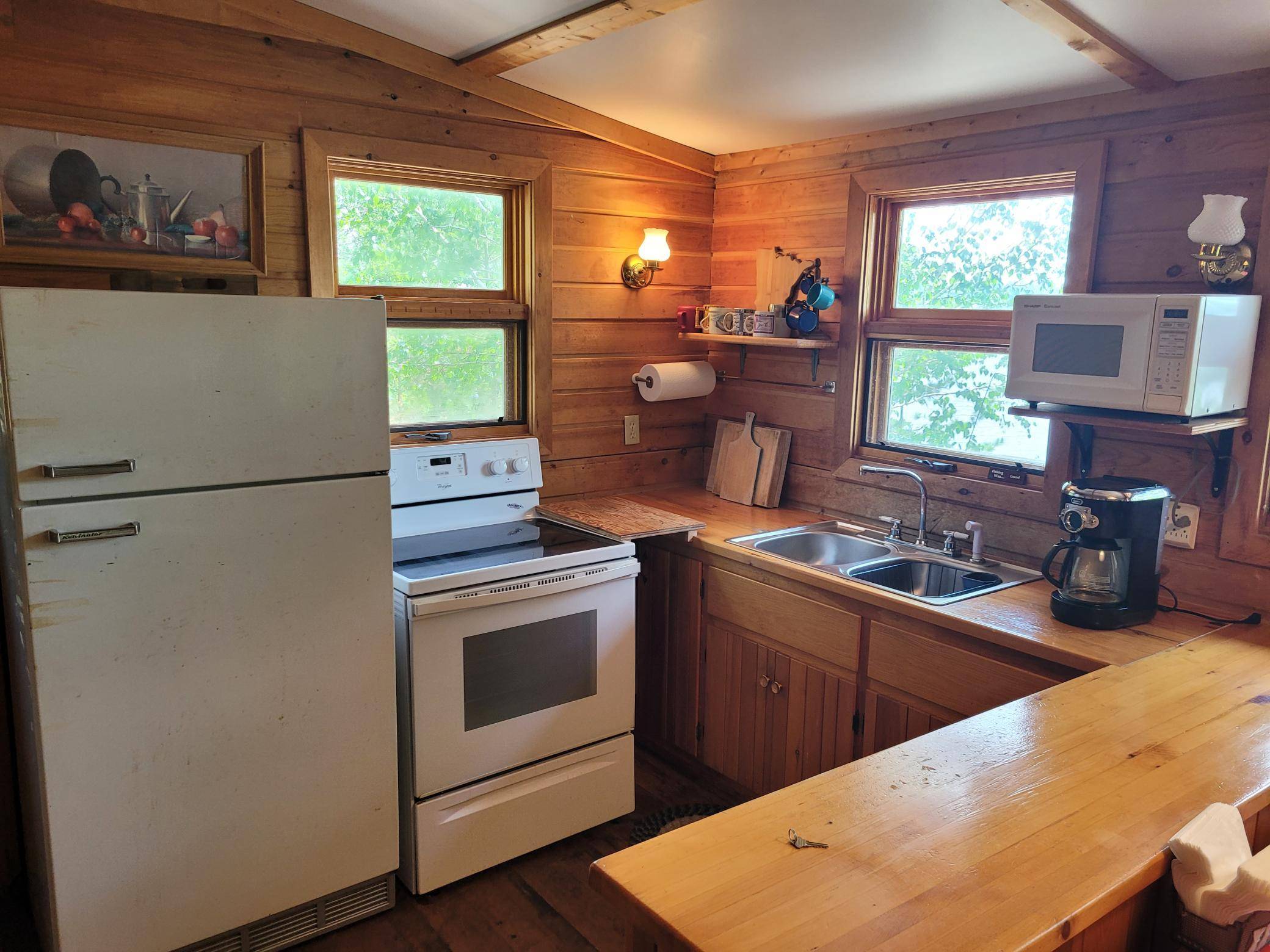 International Falls, MN 56649,2490 Keyes IS