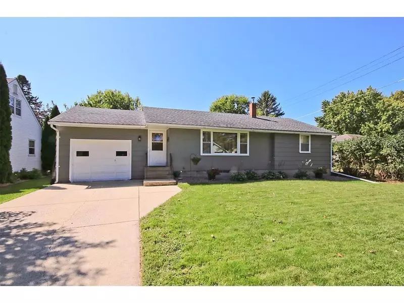 119 Wilson ST W, Norwood Young America, MN 55368