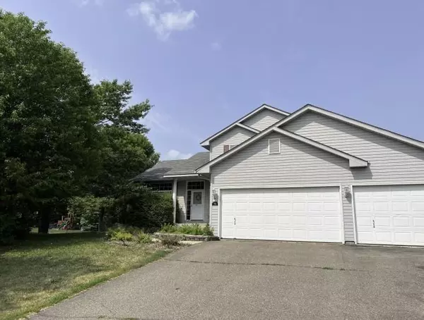 701 Heritage TRL, Jordan, MN 55352