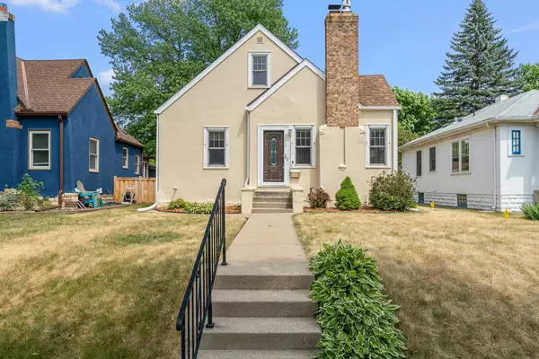 5511 Grand AVE S, Minneapolis, MN 55419