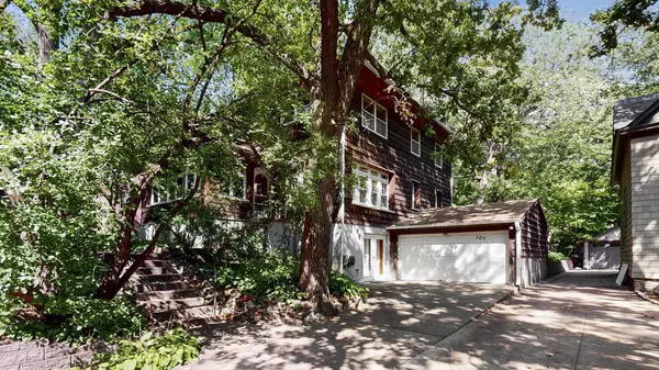 Minneapolis, MN 55414,107 Orlin AVE SE